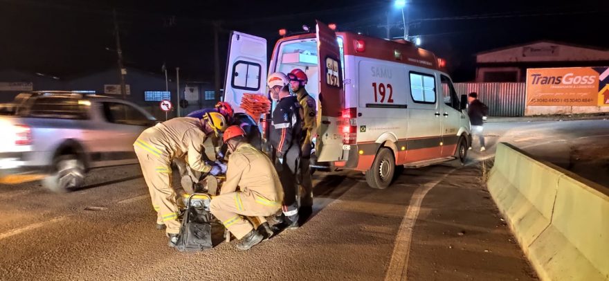Idoso é salvo após tentativa de suicídio no Viaduto da Rocha Pombo