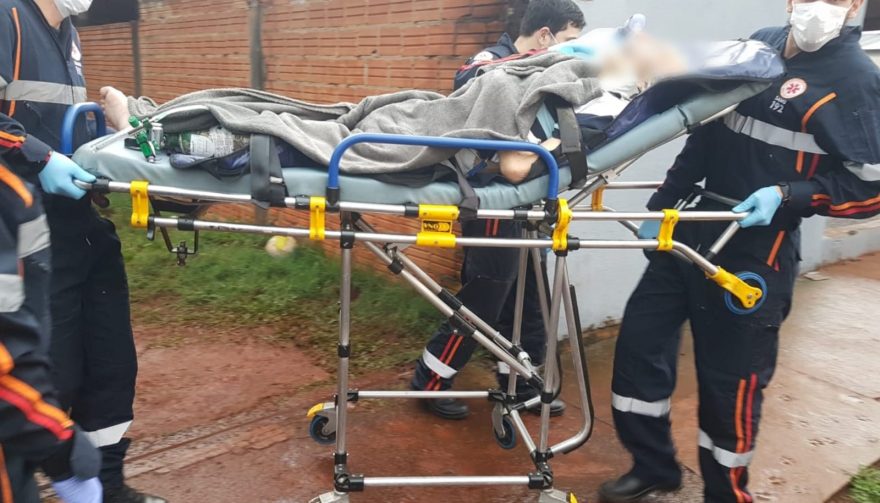 Idoso de 82 anos sofre rebaixamento de nível de consciência e é socorrido pelo Samu
