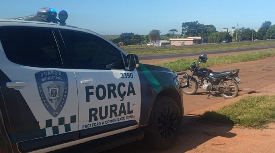 Moto com indicativo de furto é recuperada; uma pessoa foi presa