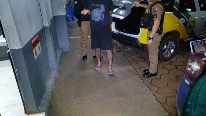 PM detém indivíduo que agrediu mulher e a deixou caída ao lado do vômito