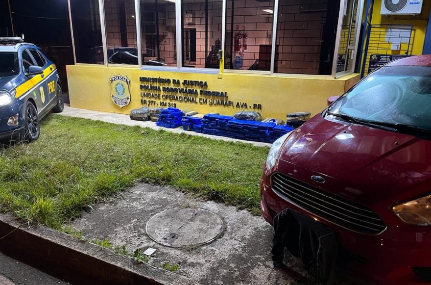 PRF detém casal em posse de quase 400kg de maconha; criança foi levada ao Conselho Tutelar