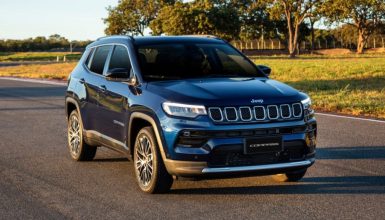 Imagem referente a Cliente da Fiat Chrysler enfrenta problemas com Jeep Compass zero km e falta de suporte da empresa