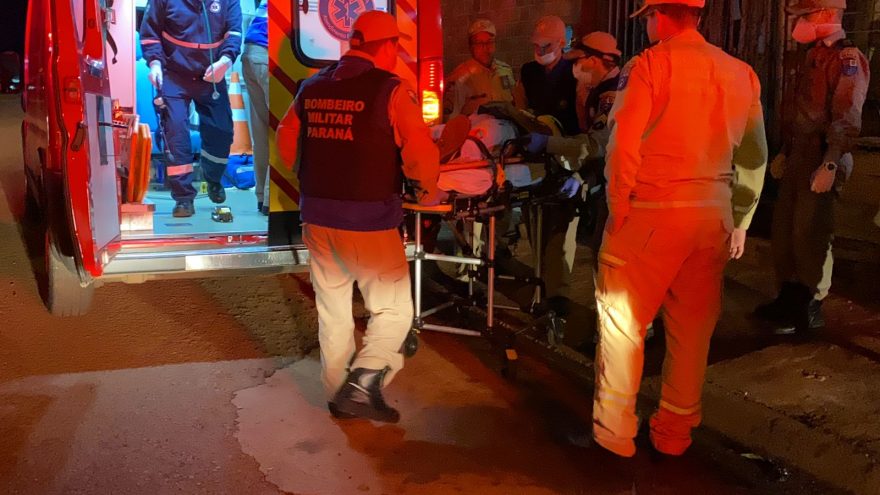 Homem de 25 anos fica gravemente ferido ao ser esfaqueado no Melissa