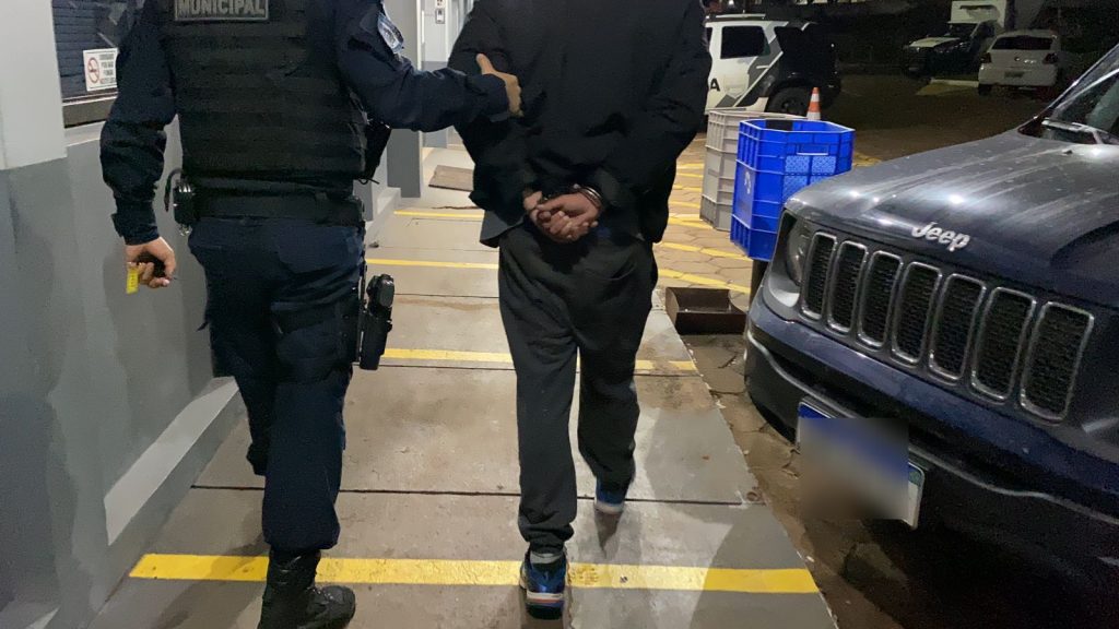 Procurado pela Justiça por tráfico é encontrado no Brasmadeira
