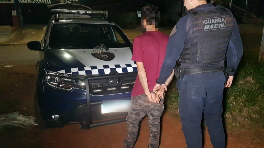 Homem é detido por violência doméstica no Tarumã