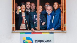 Lula entrega 446 imóveis do Minha Casa, Minha Vida, em Viamão