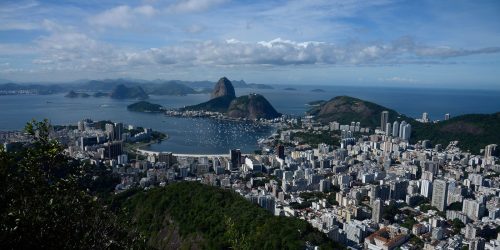 Imagem referente a TRF mantém suspensão de instalação de tirolesa no Pão de Açúcar