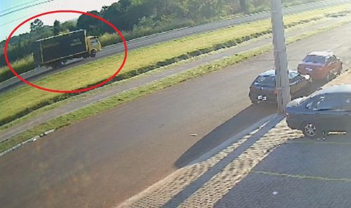 Câmera registra momento em que Bruno Moreira da Silva morre em acidente na BR-277