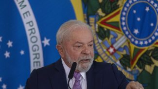 Lula enaltece profissionais da saúde no combate à covid-19