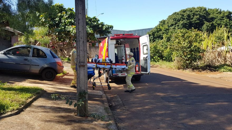 Criança sofre suspeita de fratura no fêmur e é socorrida pelo Siate