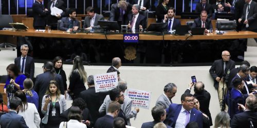 Câmara discute reforma tributária, que deve ser votada nesta quinta Imagem referente a Câmara discute reforma tributária, que deve ser votada nesta quinta