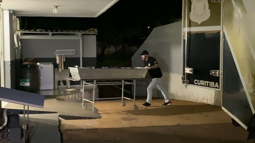 Corpo de homem encontrado em Quedas do Iguaçu chega a Cascavel