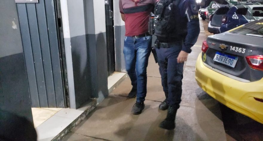 Acusado de assediar passageira em ônibus de linha durante a viagem é detido na rodoviária de Cascavel