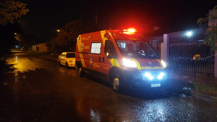 Siate atende jovem ferido no Bairro Santa Cruz
