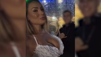 Andressa Urach leva filho adolescente em boate para adultos: ‘Veio se divertir’