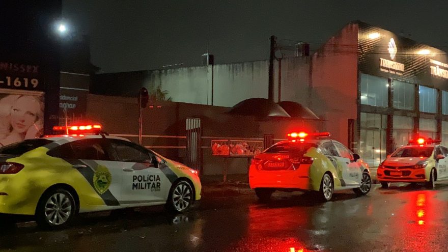 Homem em posse de arma de fogo é preso pela PM na rua Erechim