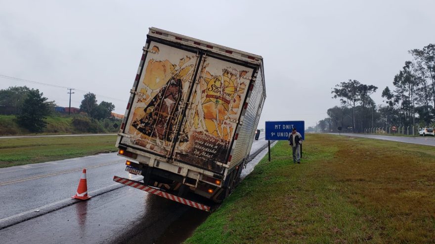 Mais um acidente é registrado na rodovia BR-277, na Região do Lago
