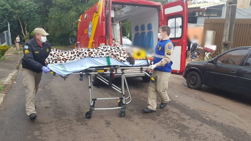 Siate é acionado para socorrer adolescente ferida no bairro Guarujá