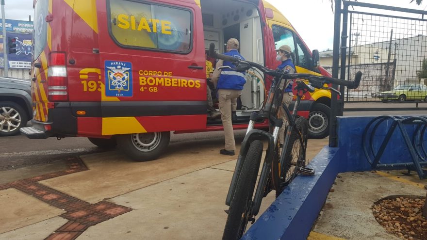 Ciclista fica ferido após ser atingido por carro no Parque São Paulo