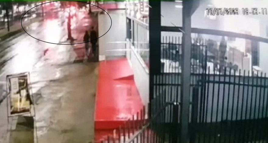 Veja momento da colisão que terminou com homem agredido