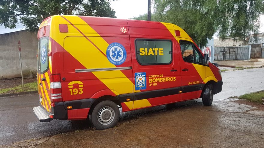 Jovem fica ferido ao sofrer queda de moto no Bairro Cascavel Velho