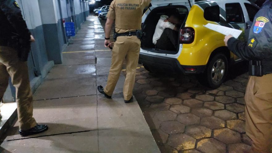 PM localiza procurado pela justiça por porte ilegal de arma e tráfico no bairro Floresta