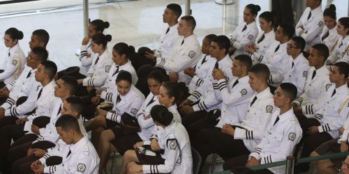 Imagem referente a Fim das escolas cívico-militares repercute entre estudantes e escolas