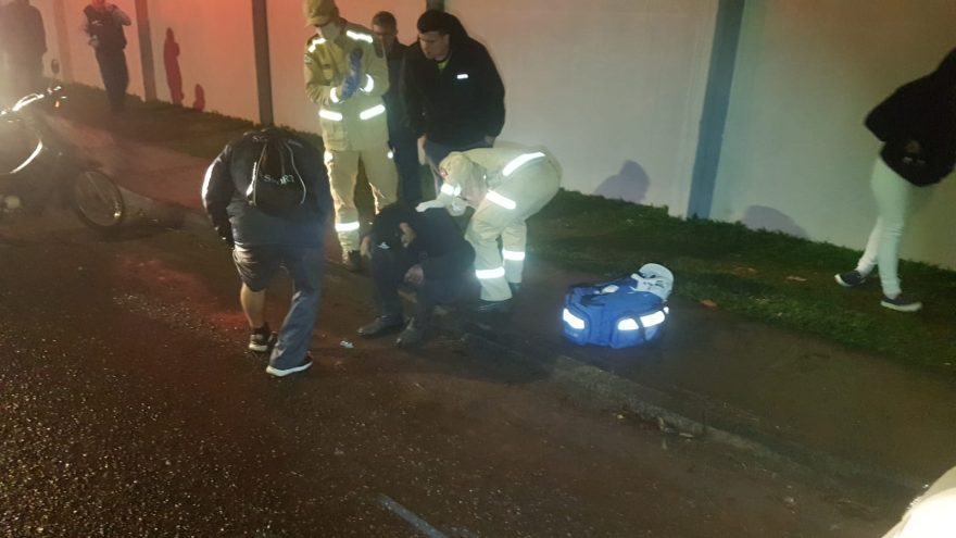 Acidente entre moto e bicicleta deixa feridos no Bairro Nova Cidade