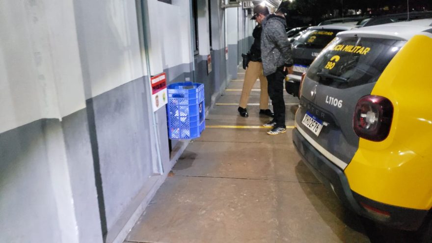 Homem ameaça ex-esposa e atira contra amigo da mulher