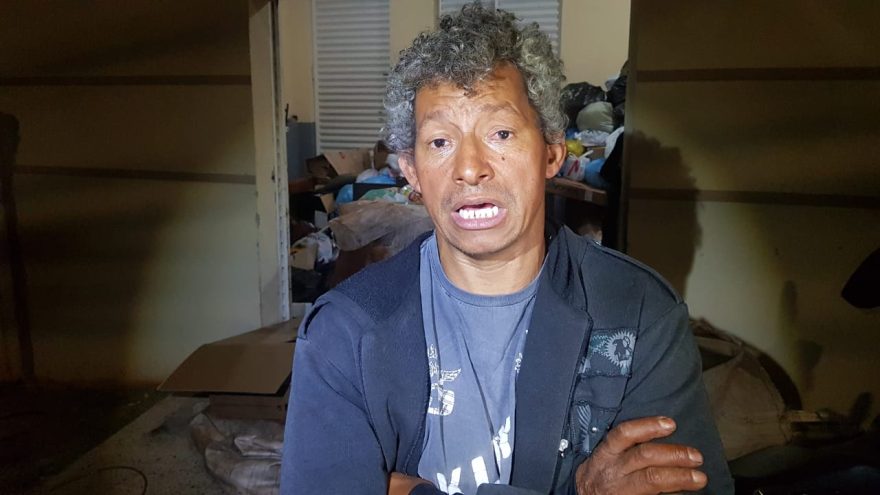 Dono de carrinho de recicláveis atingido em acidente diz que não sabe como vai trabalhar