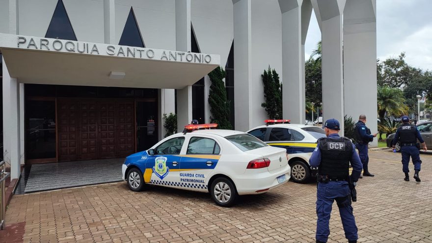 GCP é acionada para conter tumulto causado por pessoas em situação de rua na Paróquia Santo Antônio
