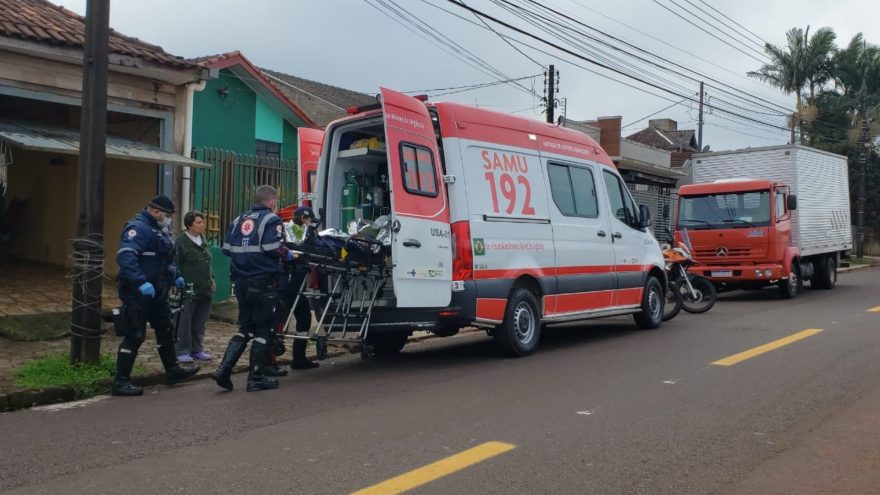 Mulher que estava inconsciente desde ontem é socorrida pelo Samu