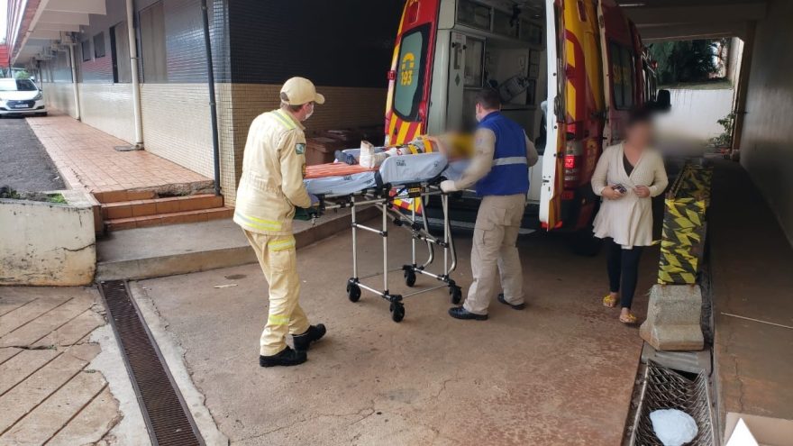 Criança quebra a perna após ser atropelada no bairro Santa Cruz