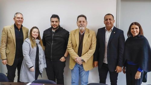 Cohab apresenta projetos desenvolvidos em Curitiba para comitiva técnica do Acre Imagem referente a Cohab apresenta projetos desenvolvidos em Curitiba para comitiva técnica do Acre