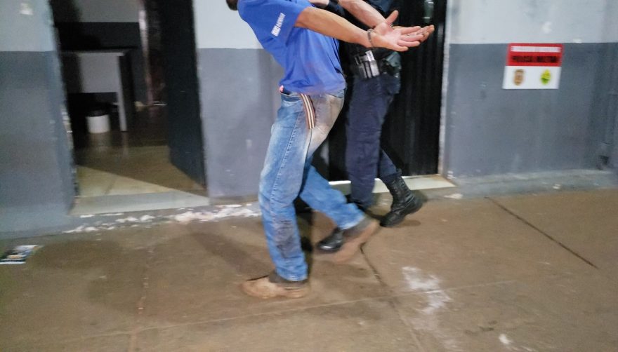 Homem é preso pelo GPOM da Guarda Municipal após violência doméstica