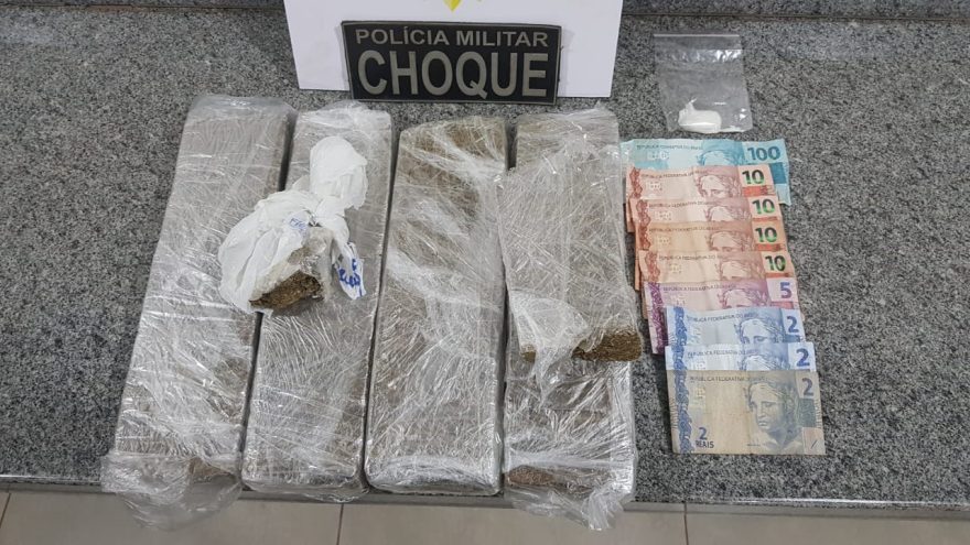 Após abordagem de rotina, Pelotão de Choque da PM apreende cinco quilos de maconha