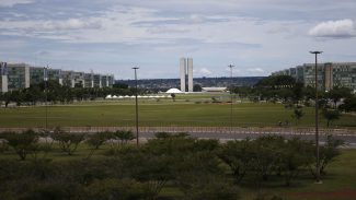 Movimentação é menor na Esplanada em estreia da seleção feminina
