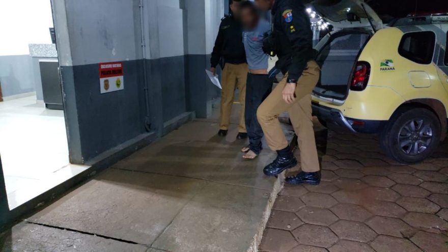 Acusado de danificar residência e bater na esposa é preso pela PM