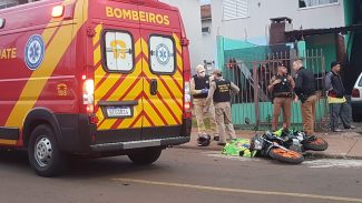 Homem é baleado em cima de motocicleta e morre no Riviera