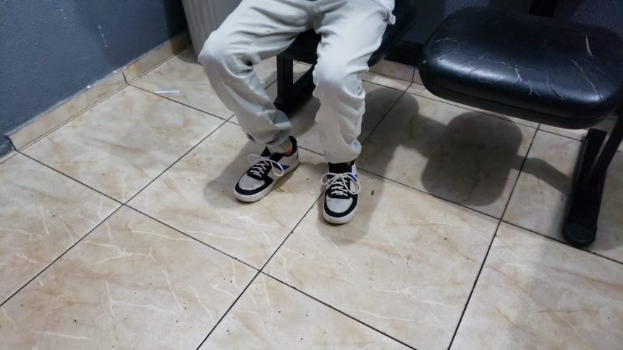 Adolescente é apreendido com 12 pedras de crack na Praça Getúlio Vargas