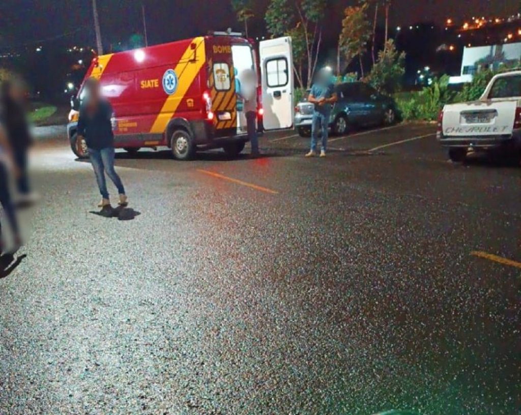 Criança de 3 anos sofre ferimentos graves após ser atropelada por camionete Criança de 3 anos sofre ferimentos graves após ser atropelada por camionete