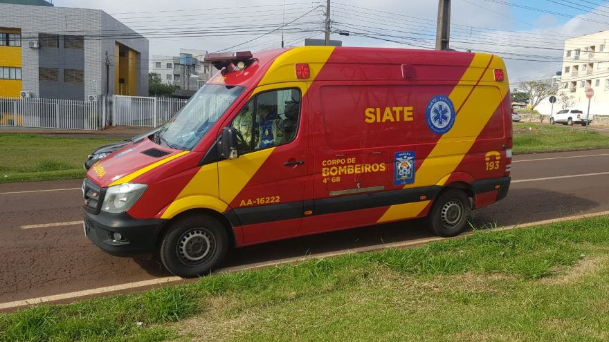 Rapaz fica ferido ao se envolver em acidente no Bairro Santo Inácio