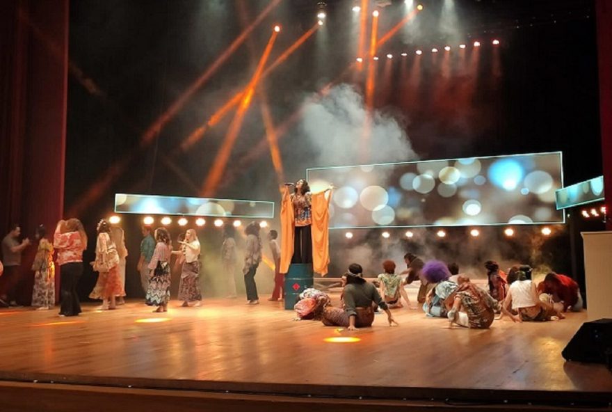 Hair: Cascavel terá musical inspirado em espetáculo da Broadway no Teatro Municipal