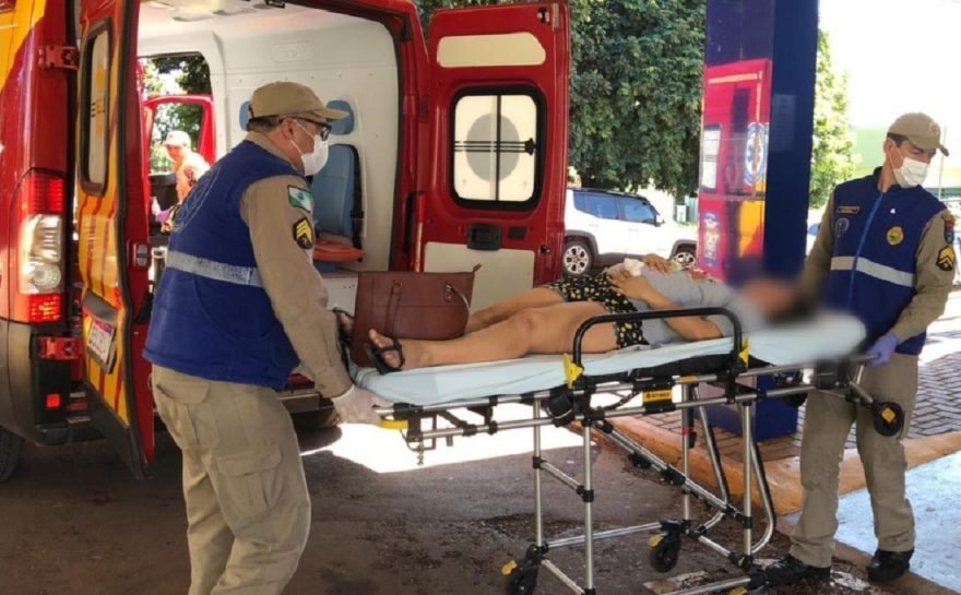 Gestante de 39 semanas fica ferida ao se envolver em acidente de trânsito no Jardim Alvorada