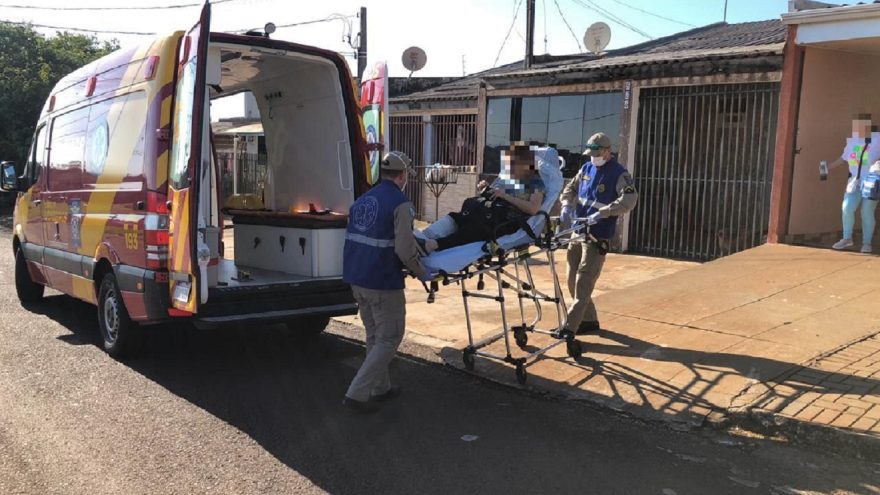Idosa tem suspeita de fratura após sofrer queda no Esmeralda