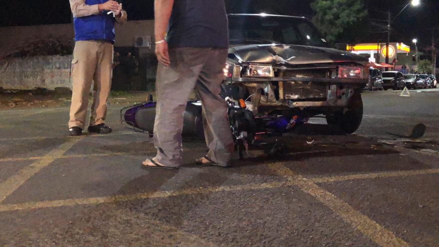 Motociclista sofre diversas contusões pelo corpo após acidente no Floresta