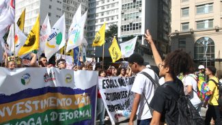 Grêmio estudantil está presente em uma a cada dez escolas públicas