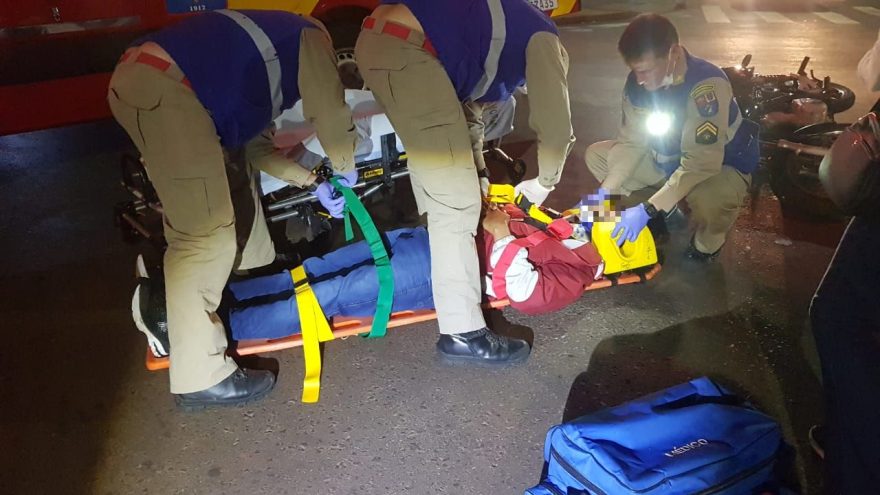 Homem fica ferido em acidente de trânsito na Avenida Papagaios