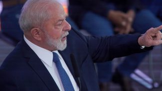 Amapá “pode continuar sonhando” com exploração de petróleo, diz Lula