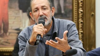 Rainha diz que governo ainda tem muito a fazer pela reforma agrária